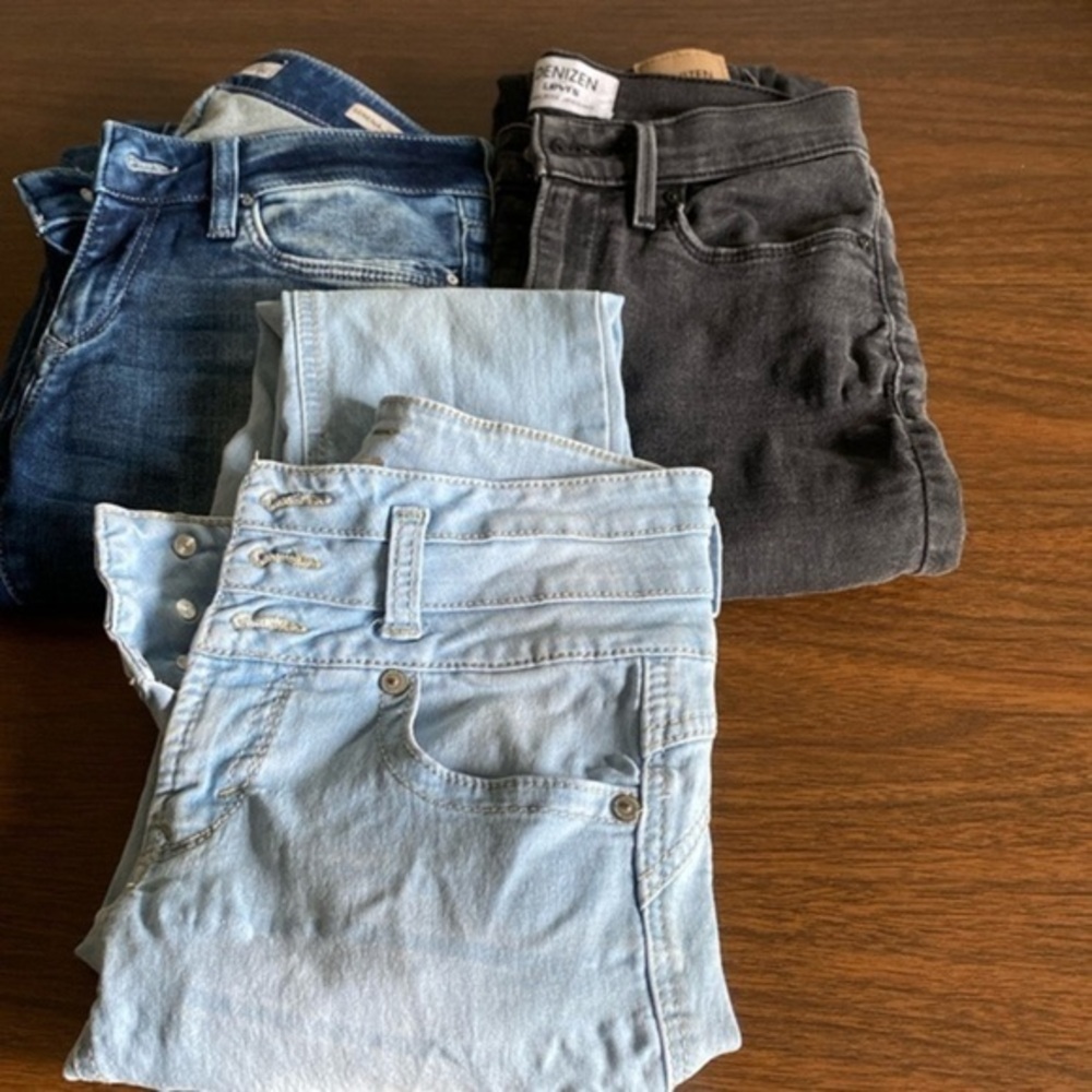 Bundles of women jeans